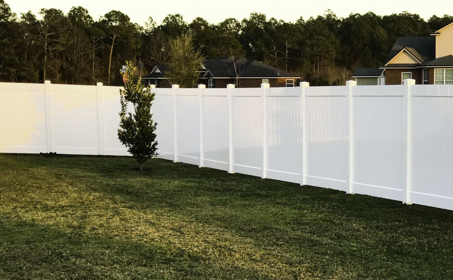 Questions to Ask Before Hiring a Fence Contractor